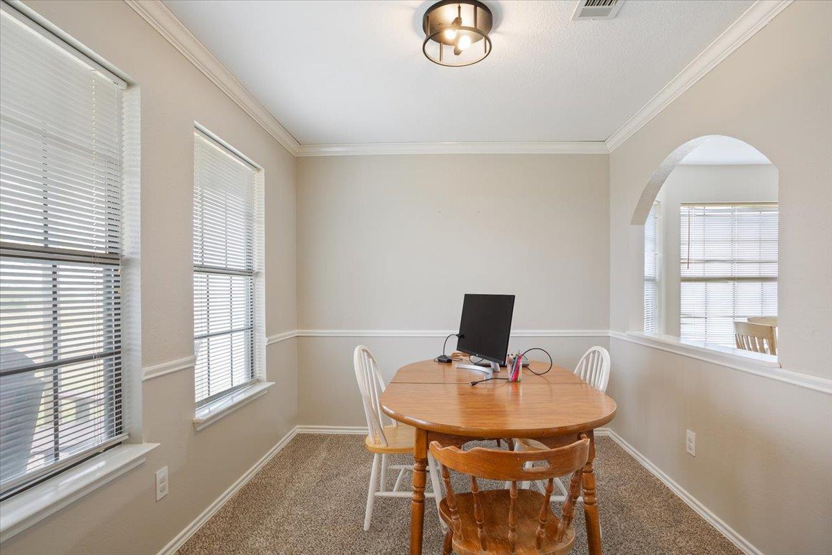 Photo 32