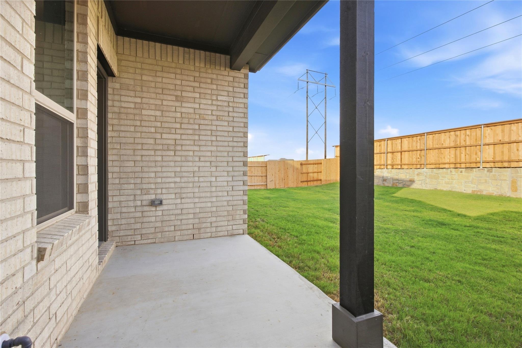 Photo 33