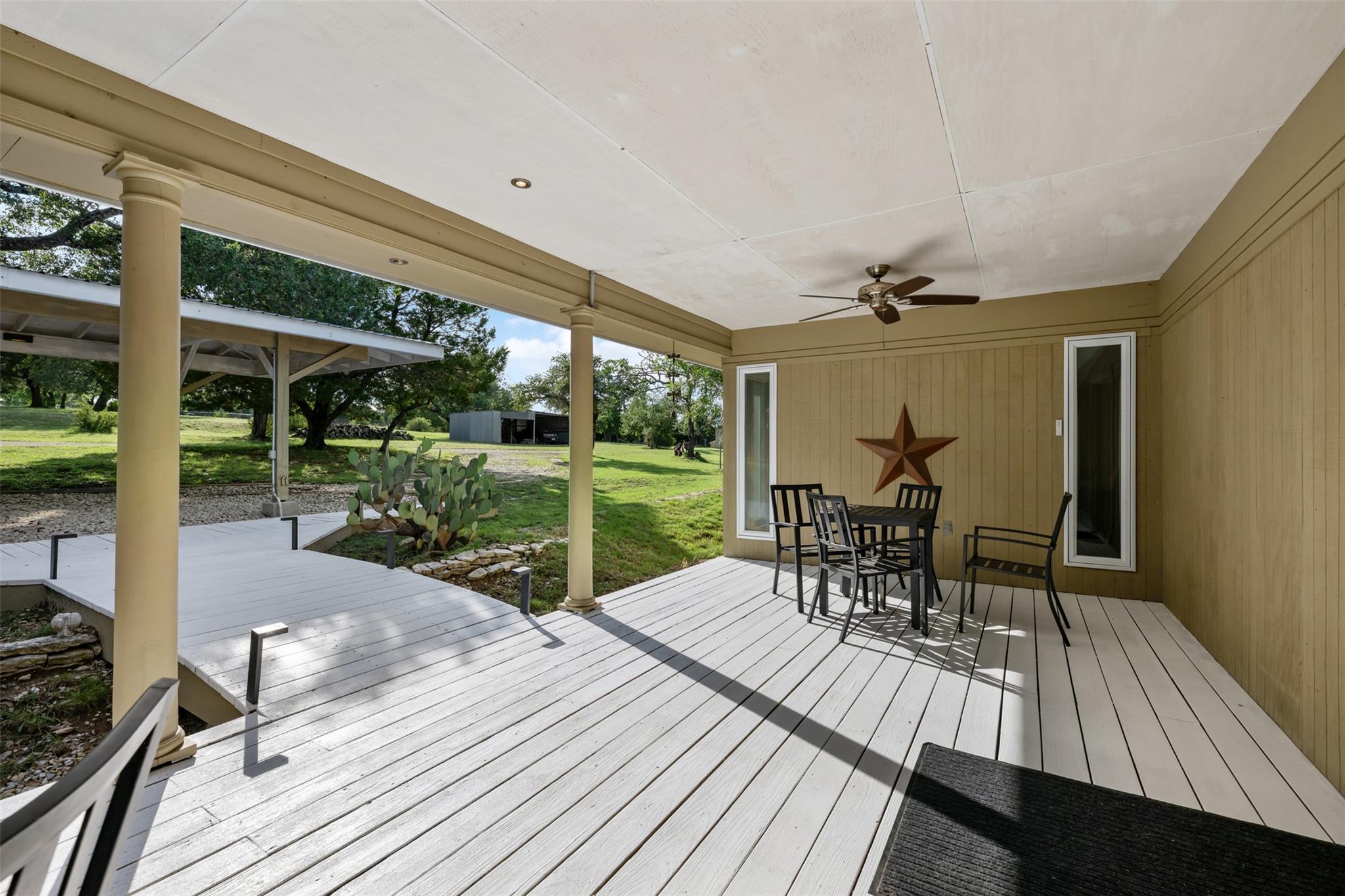 Photo 30