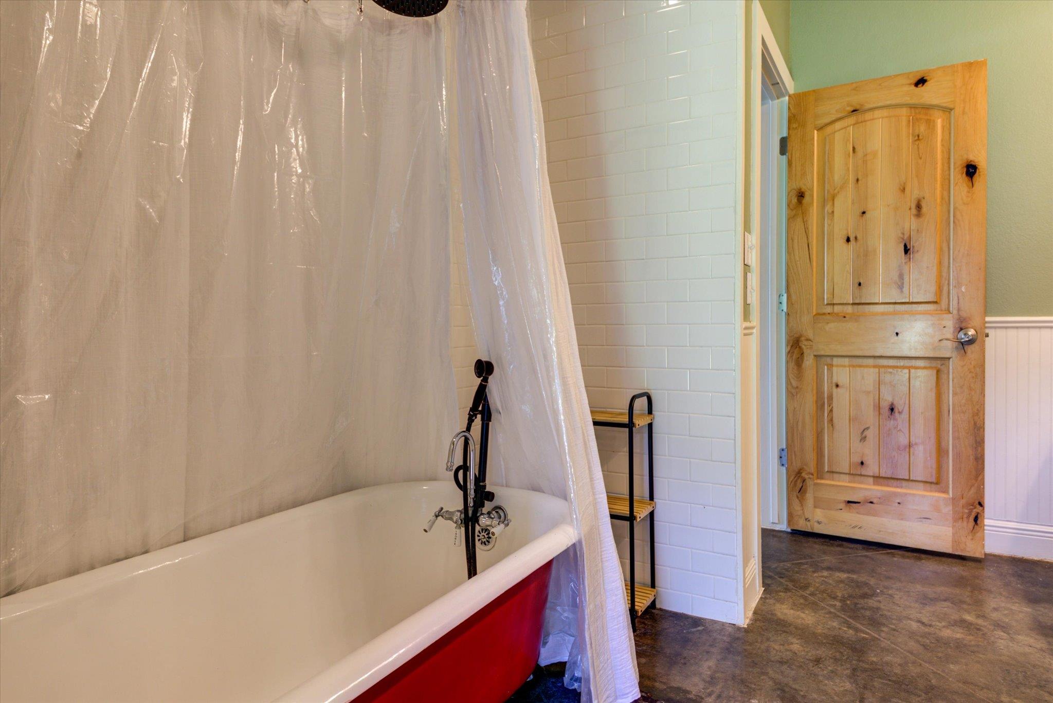 Photo 34