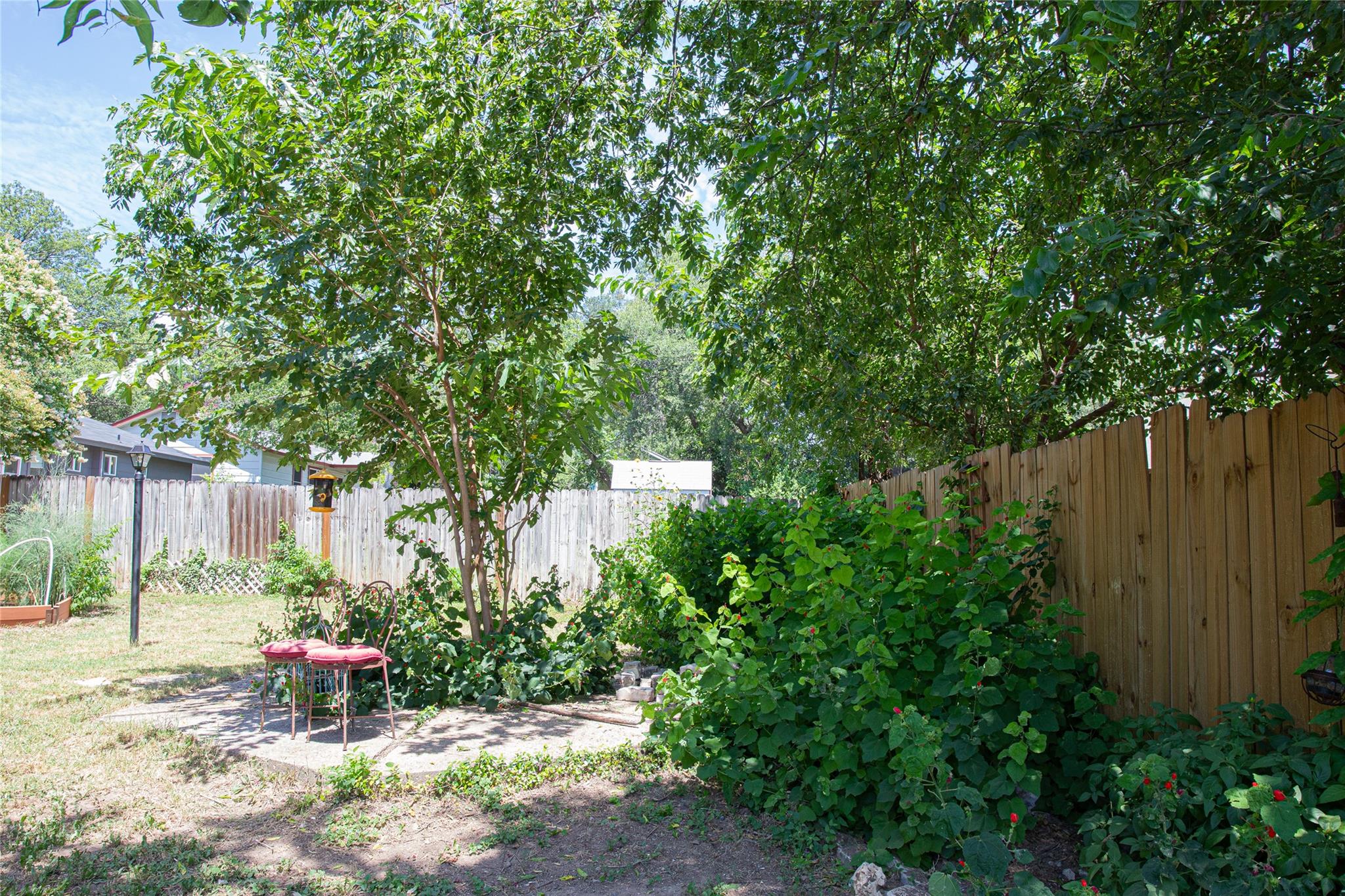 Photo 32