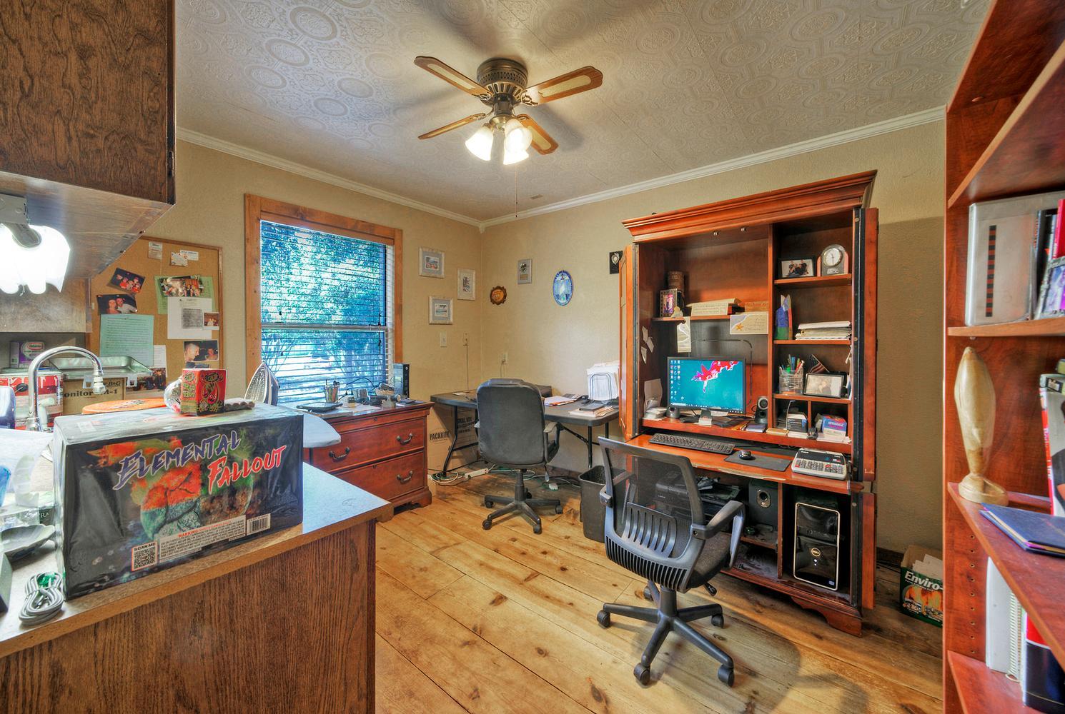 Photo 21