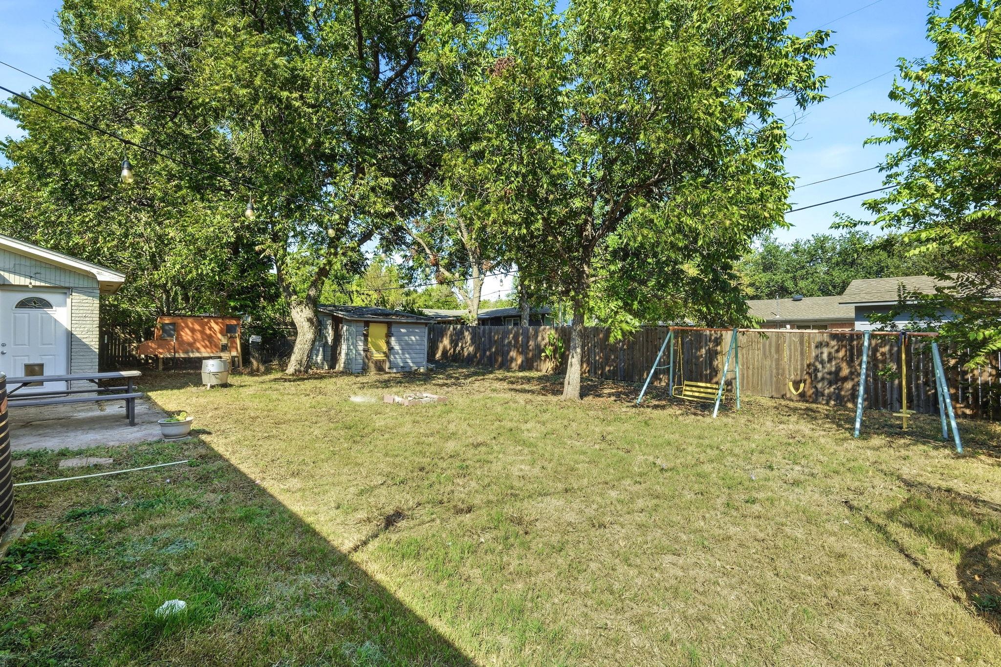 Photo 24