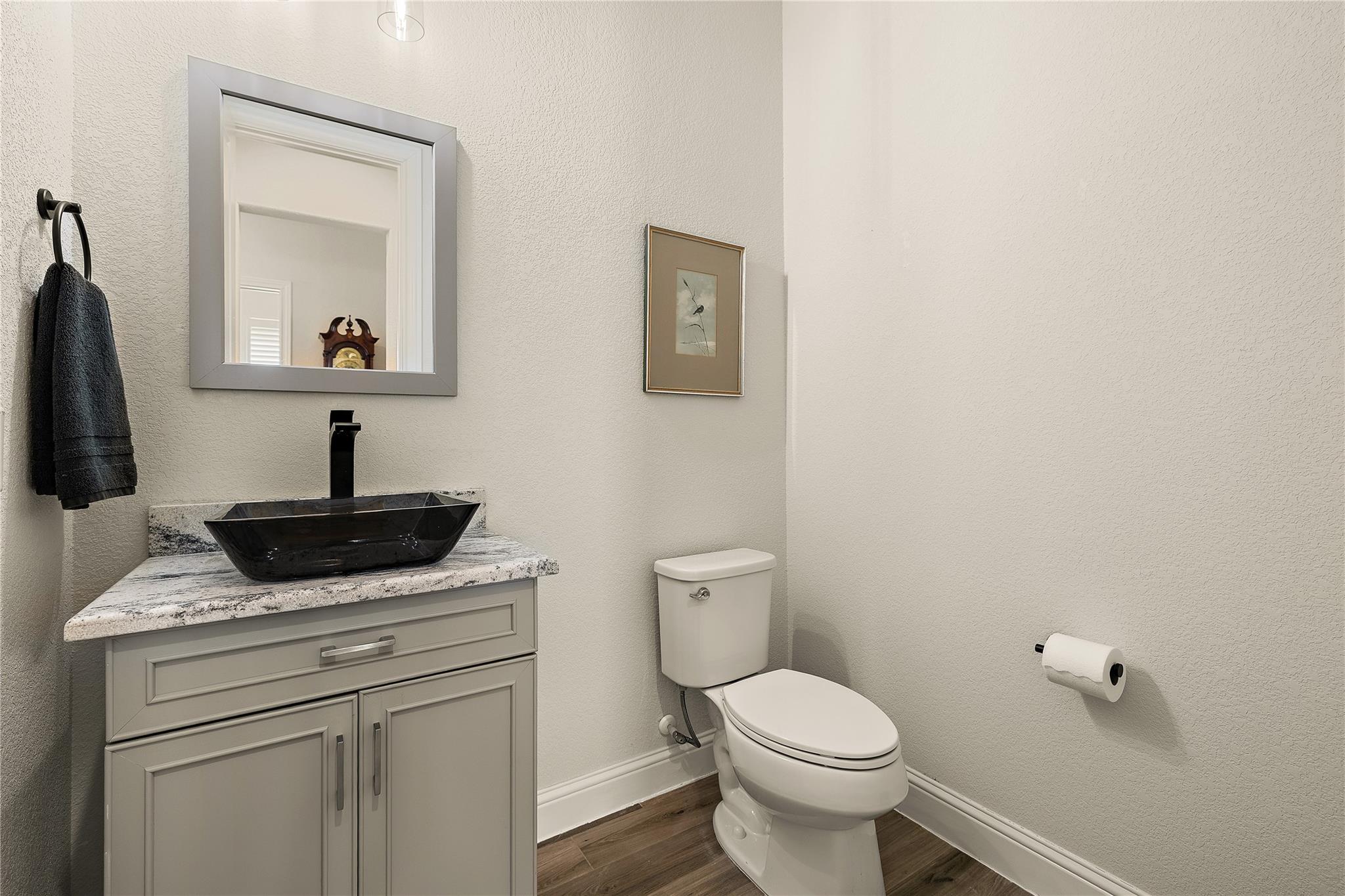 Photo 16