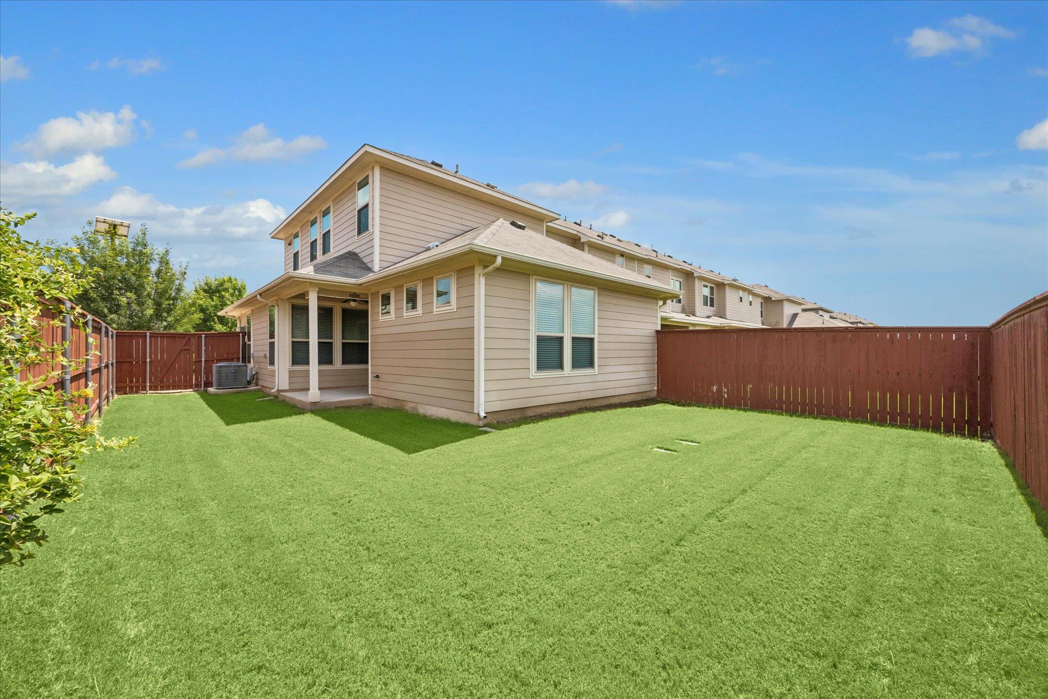 Photo 34