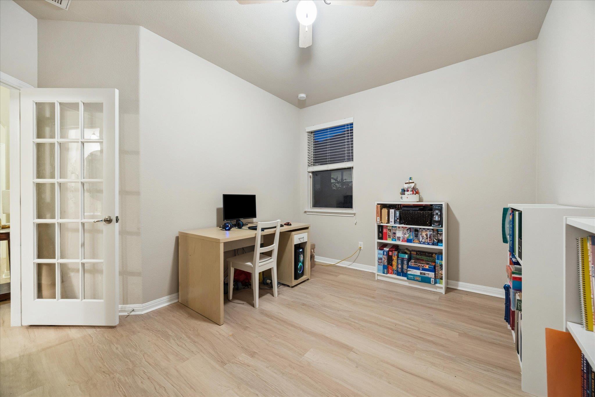 Photo 21