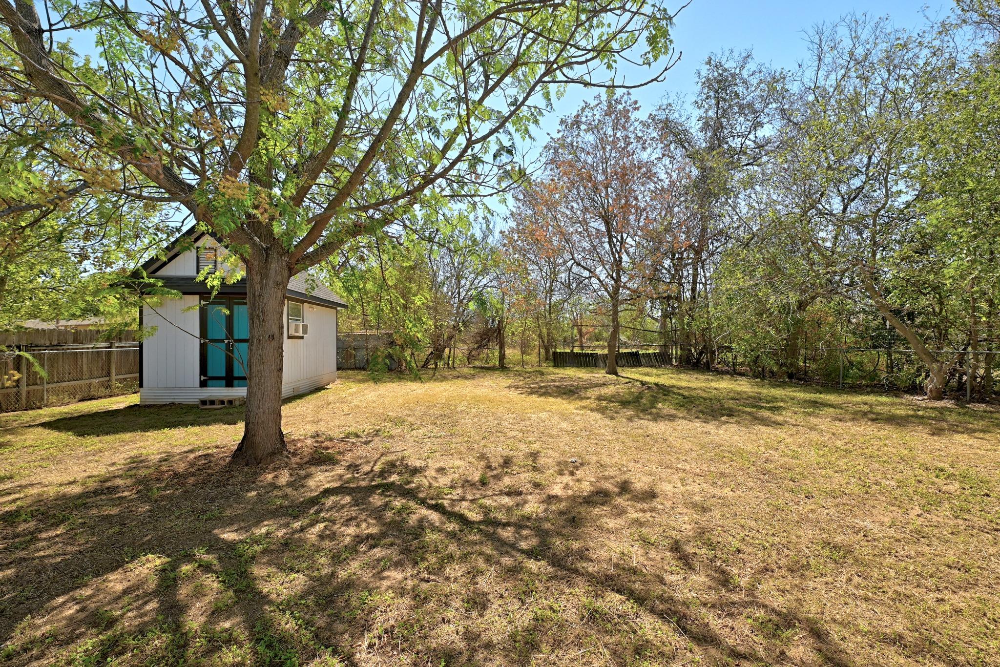 Photo 25