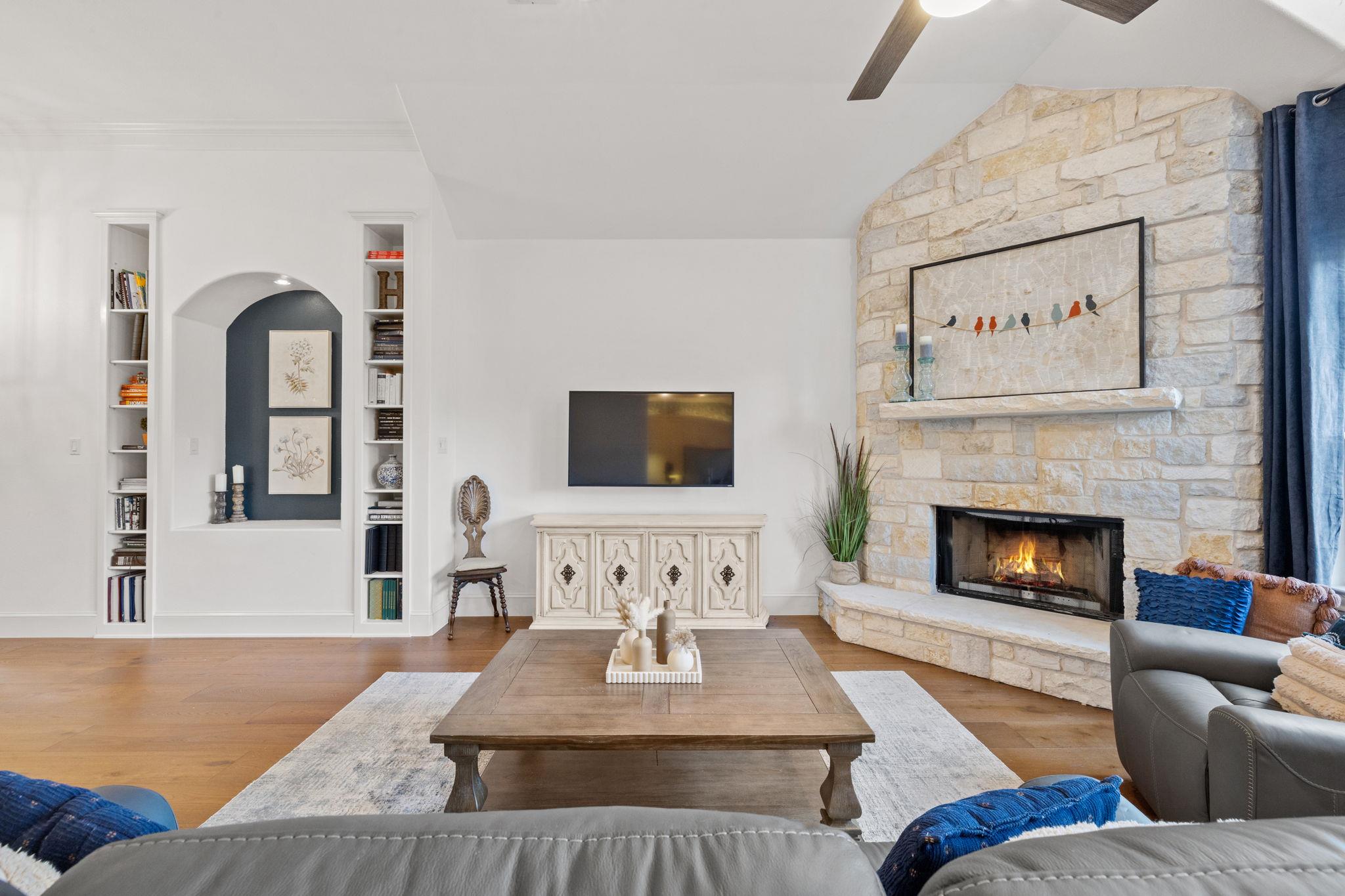 Photo 8